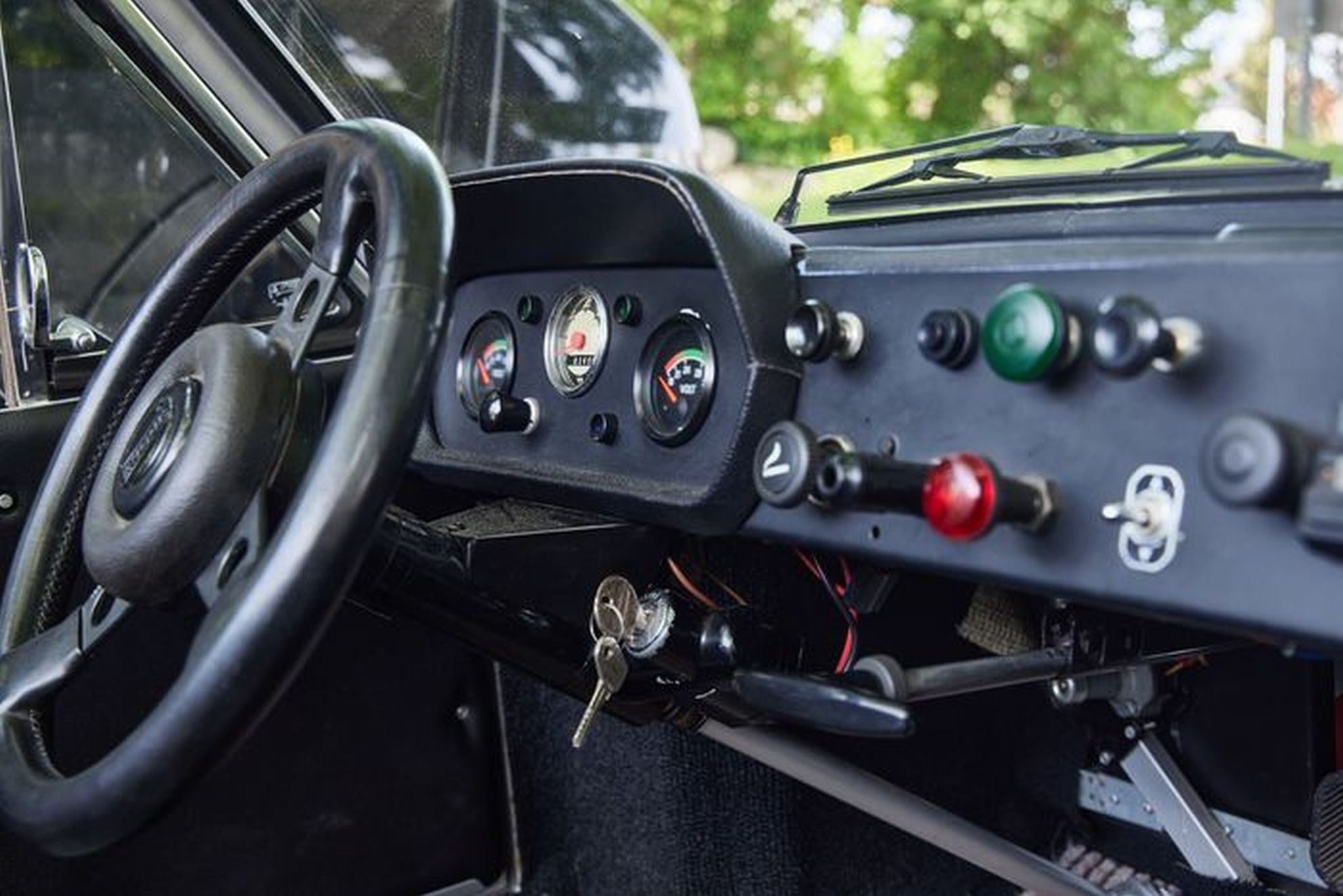 O mașină unică poate fi cumpărată la licitație: deși se numește Audi X1 modelul electric din 1983 nu a fost produs la Ingolstadt