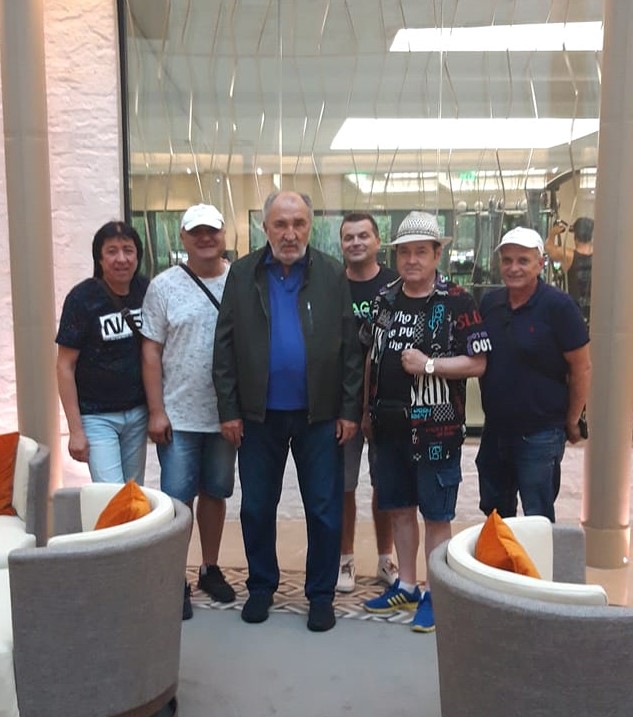 Azur si Ion Tiriac