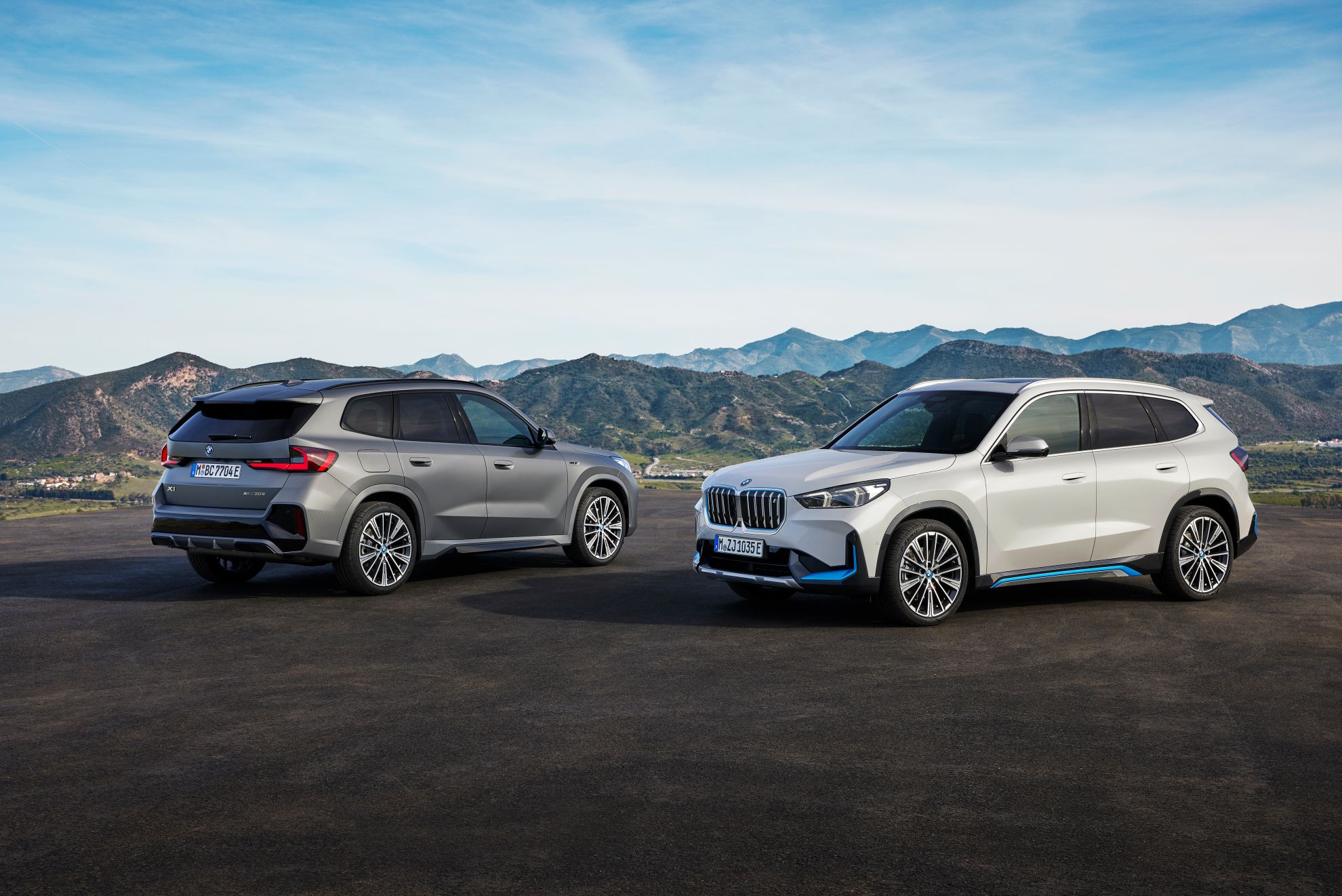 Prezentare oficială: noua generație BMW X1. SUV-ul german primește și o variantă electrică