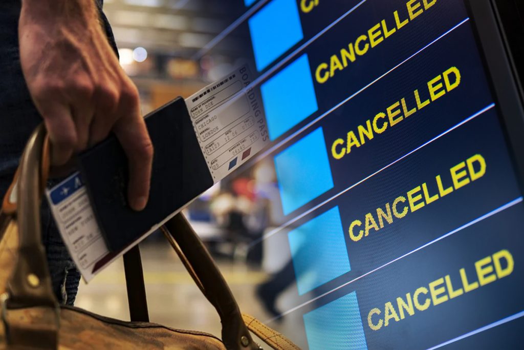 Ce trebuie să faci dacă ți se anulează zborul cu avionul. Poți primi până la 600 de euro despăgubire