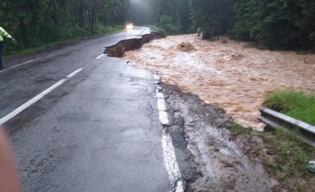 Este cod portocaliu de inundatii in Romania