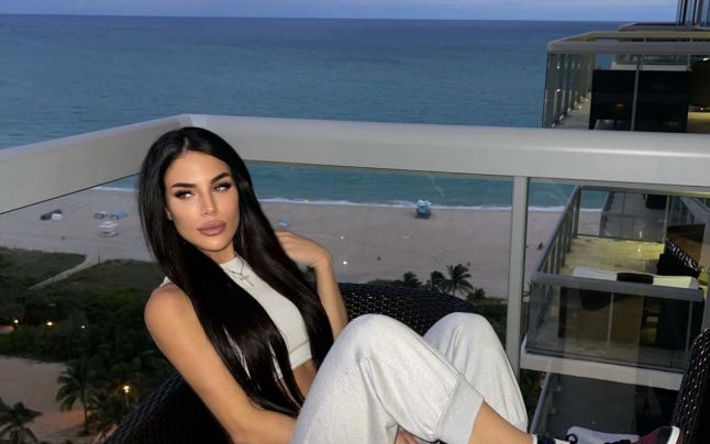 Fiica lui Ion Tiriac, senzualitate pura, pe o plaja din Miami