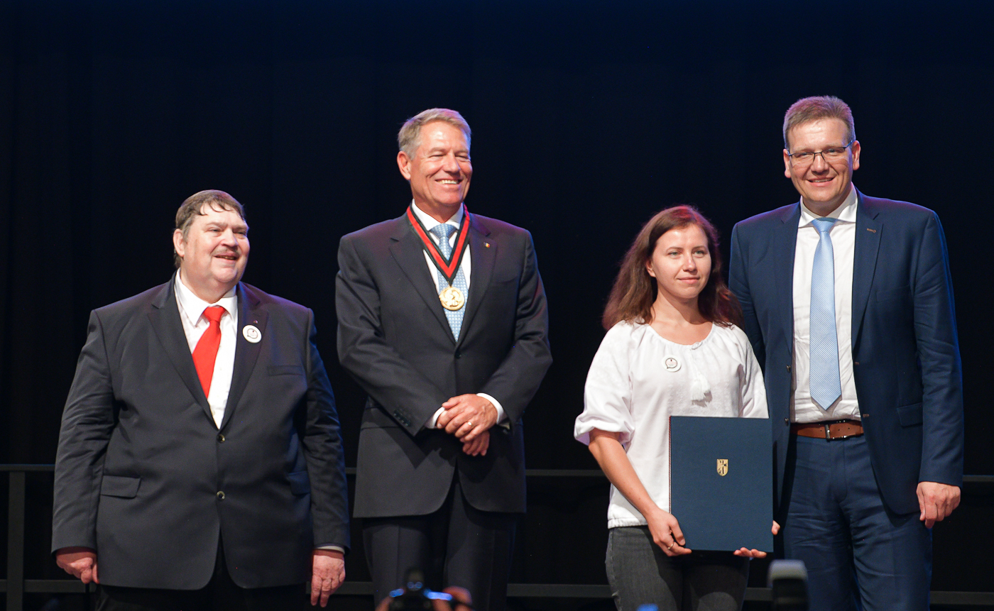 Iata mesajul lui Klaus Iohannis dupa ce i s-a acordat Premiul Carol al IV-lea in Germania