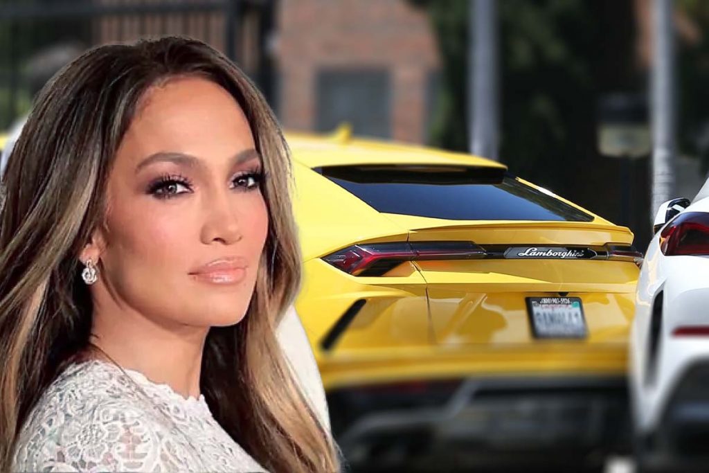 Jennifer Lopez, în ipostaze nemaivăzute. S-a ruşinat imediat, a vrut să se ascundă. Foto