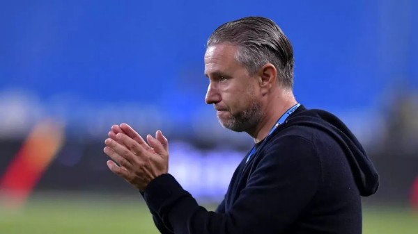 Laurentiu Reghecampf a spus adio Universitatii Craiova