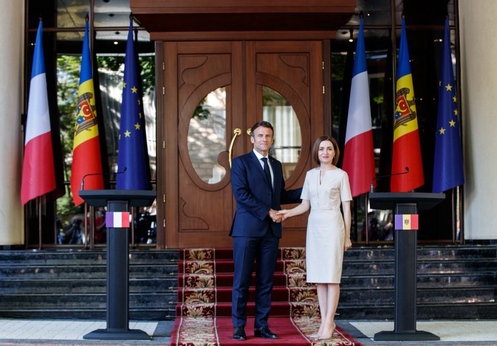 Președintele Franței, vizită istorică în Republica Moldova. Mesajul surprinzător, în limba română, transmis de Emmanuel Macron