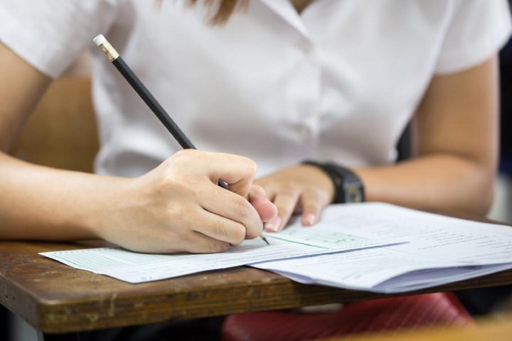 Rezolvarea exercițiului banal care le-a pus probleme elevilor la Bac 2022, la proba scrisă la matematică. Mulți au picat în capcană