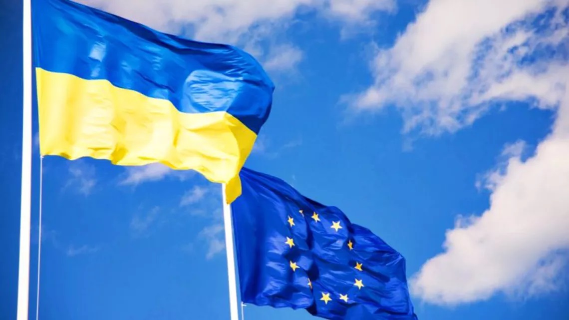 Retorica și realitatea se ciocnesc. Franța, Germania și Italia susțin candidatura Ucrainei la UE, dar războiul umbrește aspirațiile Kievului