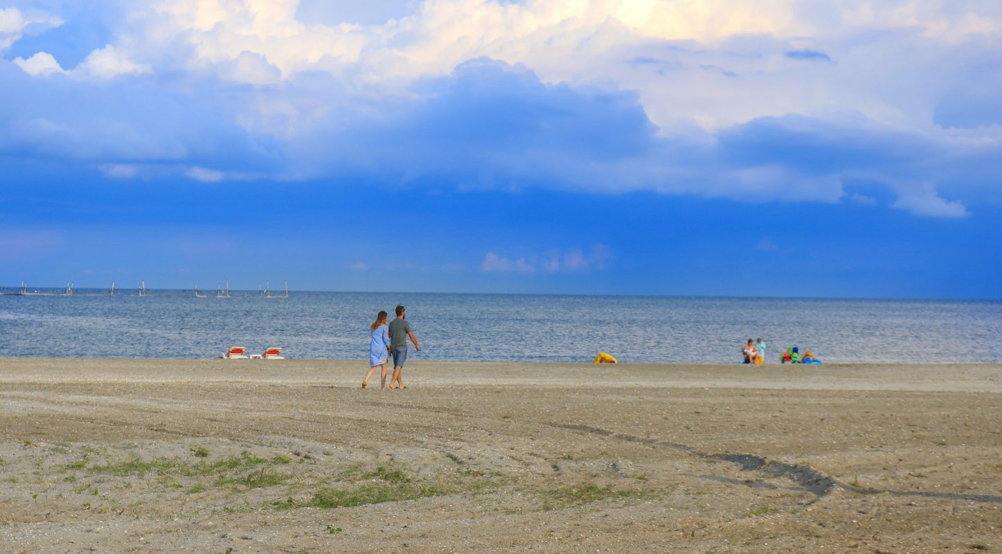 Turiștii de pe litoralul Mării Negre, în pericol. Ce se află, de fapt, în apă. Descoperirea făcută de specialiști