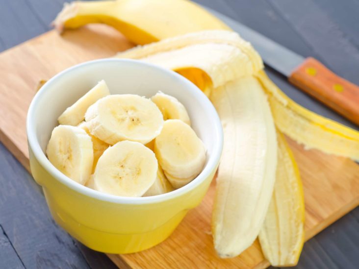 Tartă cu banane și caramel