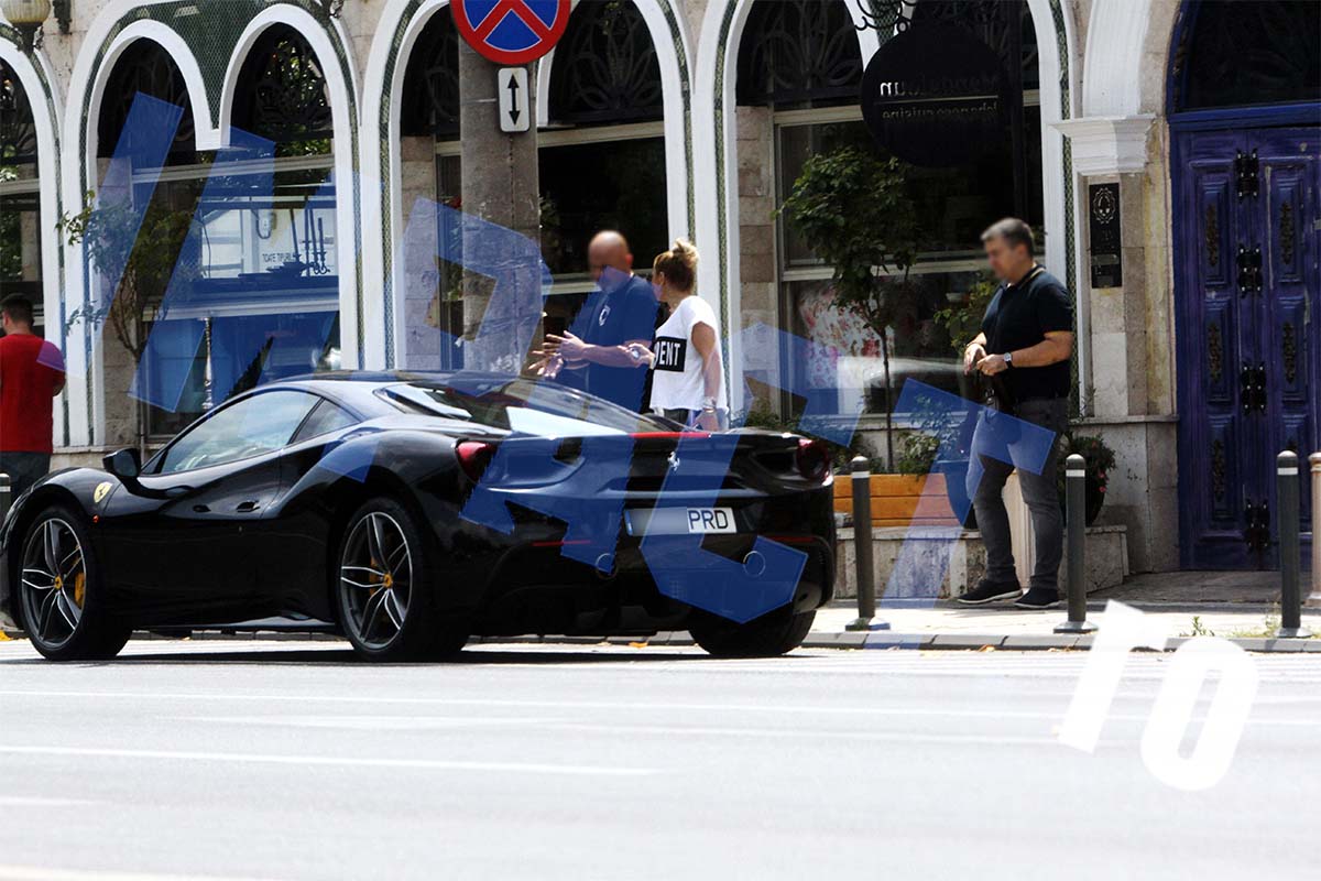 Ce a facut Anamaria Prodan cu Ferrari-ul luat cadou pentru Reghecampf. Detaliul care schimba tot ce se stia despre impresar