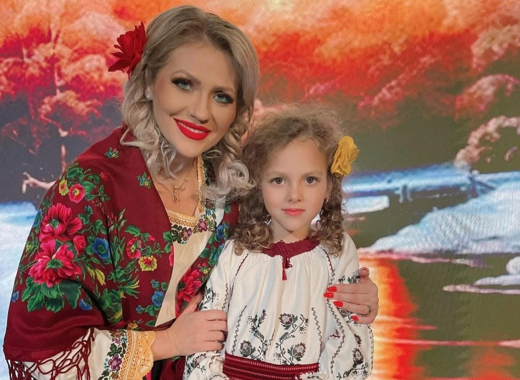 Cu ce problemă se confruntă Mirela Vaida de când are trei copii. Vedeta nu s-a sfiit să recunoască: „Chiar ne amuzăm” EXCLUSIV