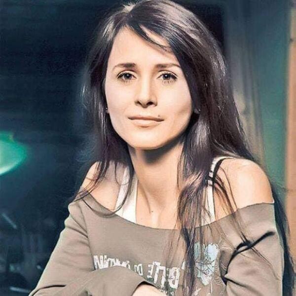 Madalina Manole ar fi implinit astazi 55 de ani. Ce a scris in biletul sau de adio si care este legatura nebanuita cu Radu Valcan