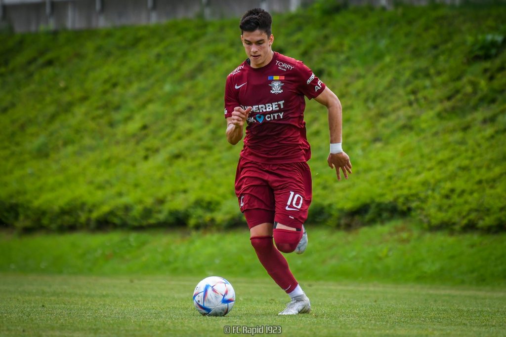 Rareș Ilie, transferat la Nice la insistențele antrenorului care a lucrat cu Erling Haaland. Cât va primi Rapid pentru această tranzacție și ce salariu va avea jucătorul