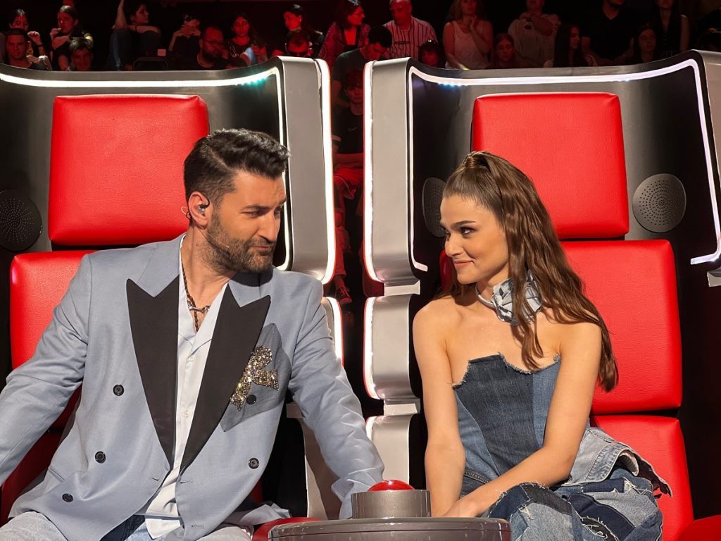 Cum se descurcă Theo Rose în postura de jurat la Vocea României. „A fost nevoie de două zile de filmare”