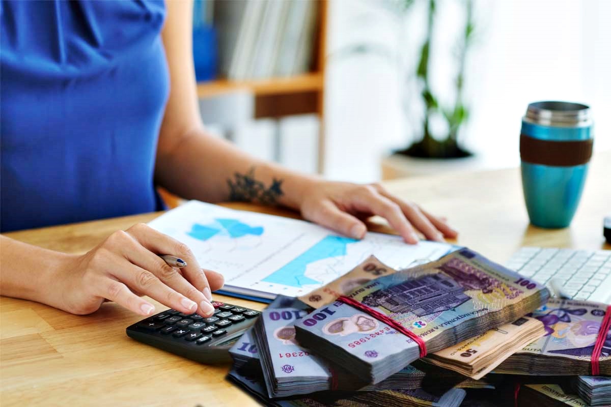 Angajații care nu mai plătesc impozit pe venit de la 1 ianuarie. Vor putea să-și păstreze tot salariul