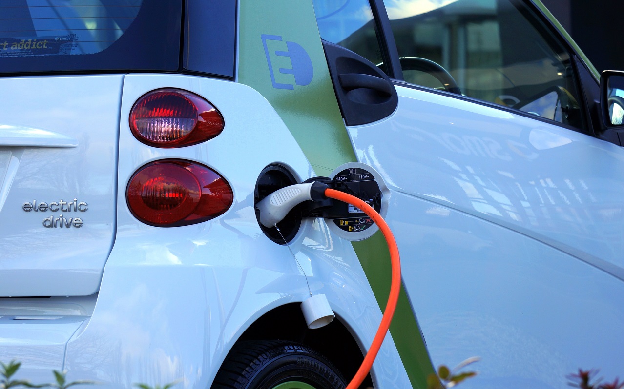 Ce se intampla daca faci „pana prostului” cu o masina electrica