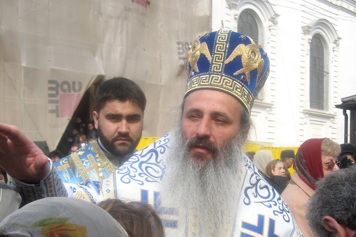 Gigi Becali, despre personajul care l-a convins să nu renunțe la fotbal: „M-a pus să îngenunchez”