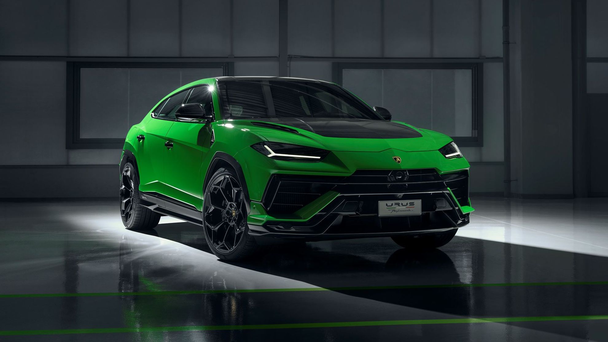 Noul Lamborghini Urus Performante: greutate redusă față de modelul normal și o creștere de putere de până la 666 CP