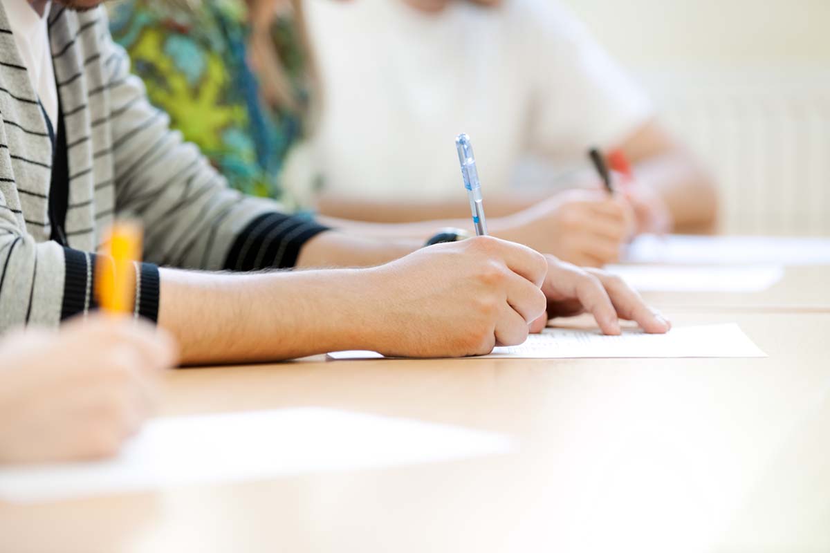 Rezolvare subiecte BAC 2022 sesiunea de toamnă la proba la alegere