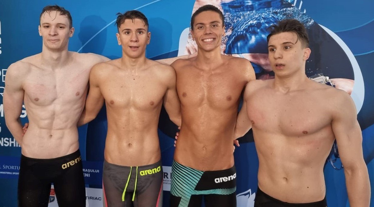 David Popovici, Alexandru Constantinescu, Ștefan Cozma și Patrick Sebastian Dinu, ștafeta României la Mondialele din Peru / foto: Facebook FRNPM
