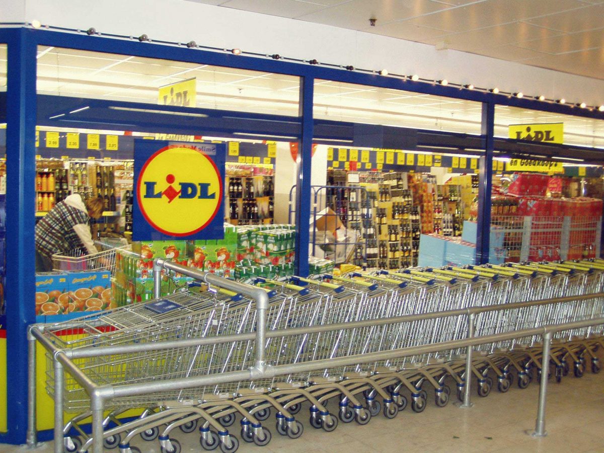 Lidl ofera vouchere de 200 de lei