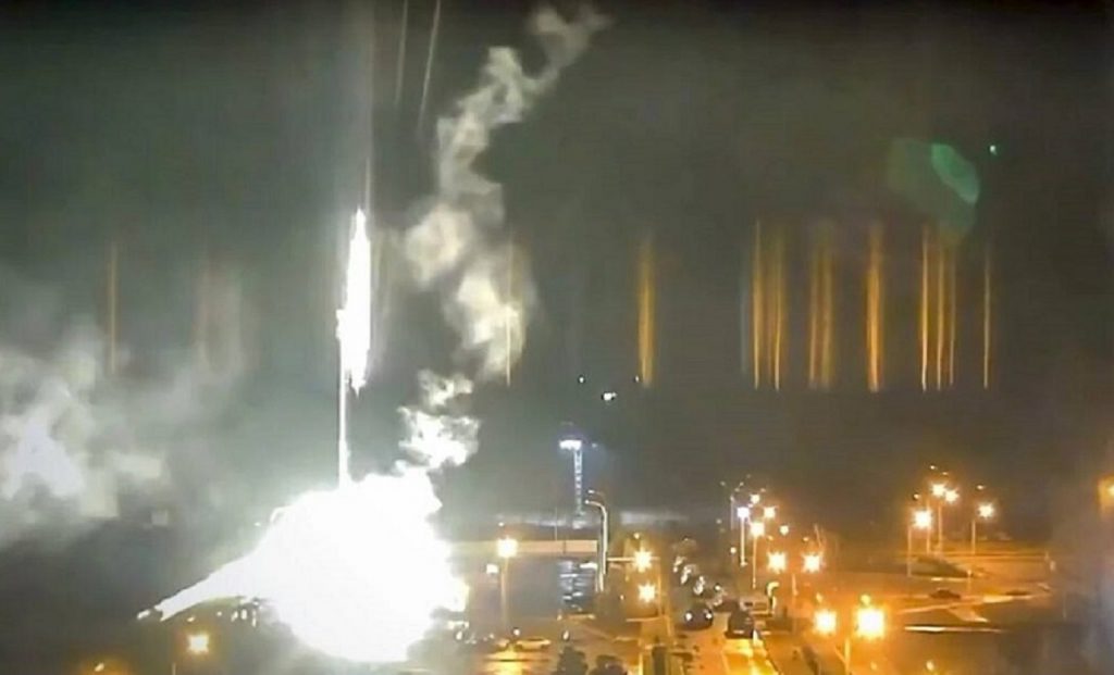 Ucrainenii avertizează: există riscul scurgerii de radiații la centrala nucleară de la Zaporojie