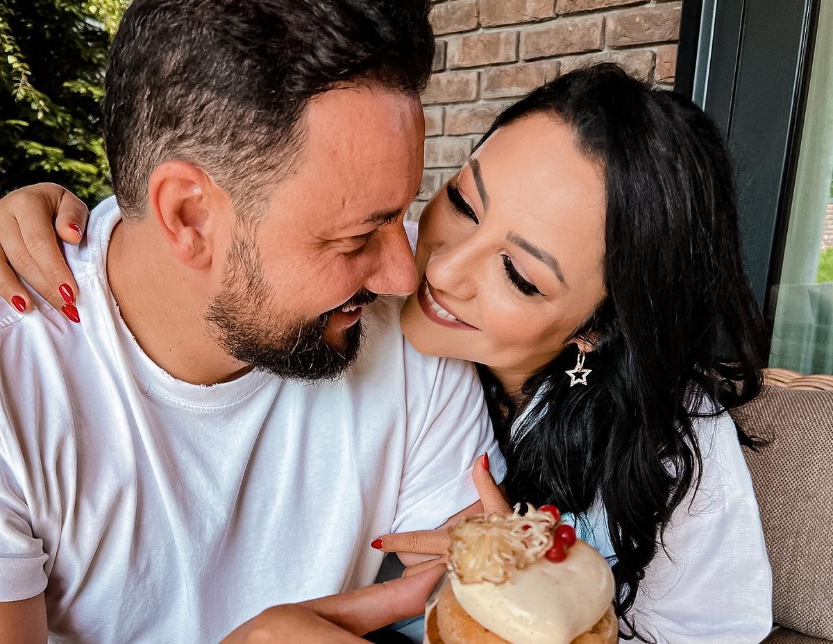 Cum reusesc Andra si Catalin Maruta sa pastreze vie flacara iubirii lor