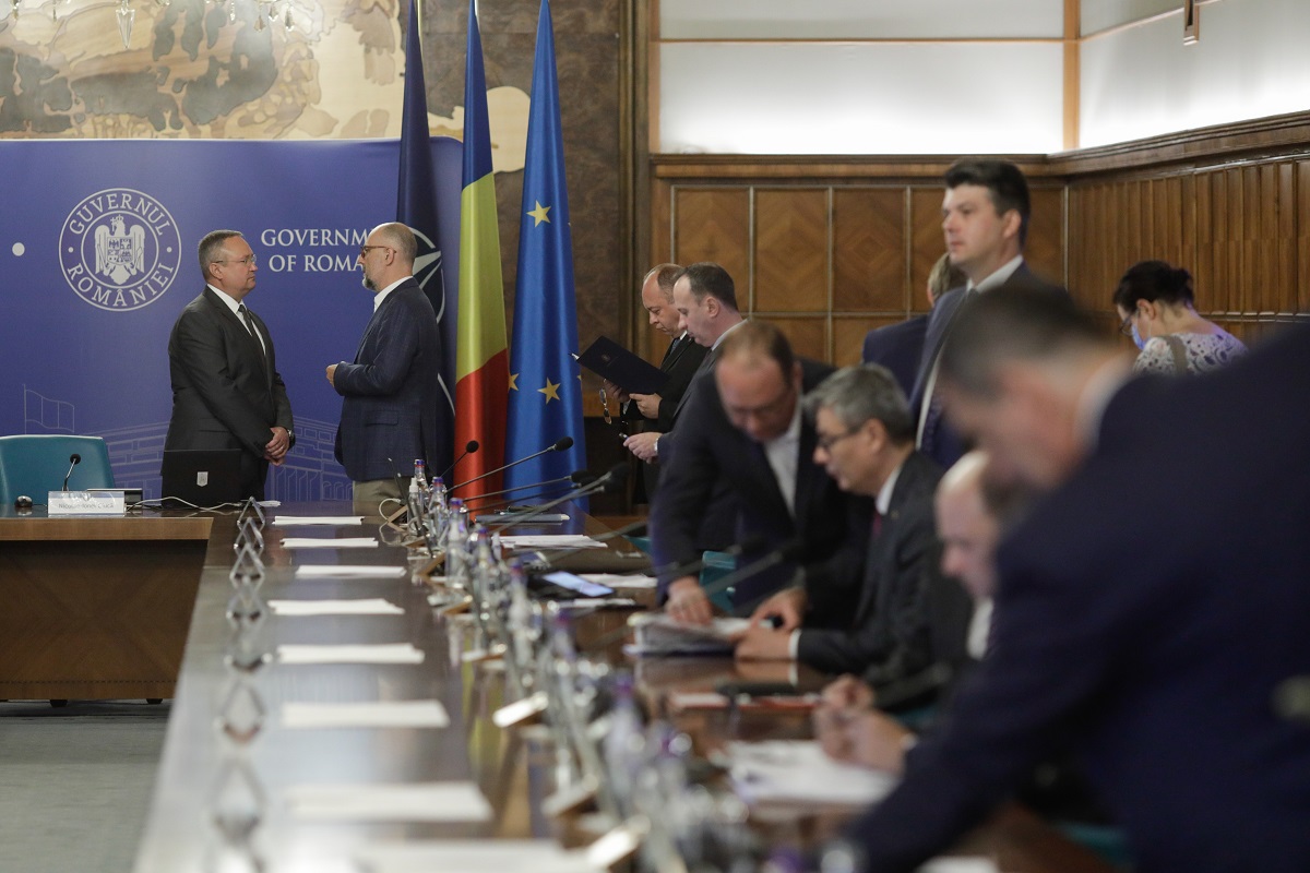 Ministrul care va fi dat afara din Guvern