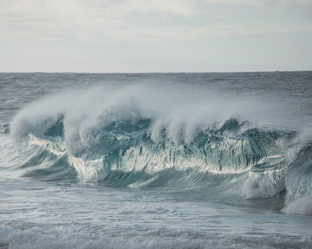 Misiune imposibilă. Cum a supraviețuit un bărbat 16 ore într-o barcă răsturnată în Oceanul Atlantic
