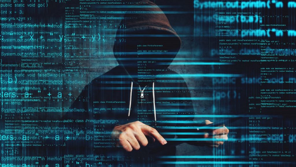 Avertisment pentru românii care urmăresc reducerile online. Cum pot fi păcăliți. E o nouă metodă de fraudă online