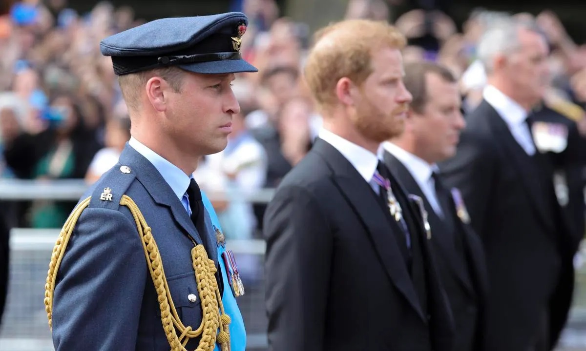 Ce i s-a intamplat Printului William in momentul in care a mers in spatele sicriului Reginei Elisabeta