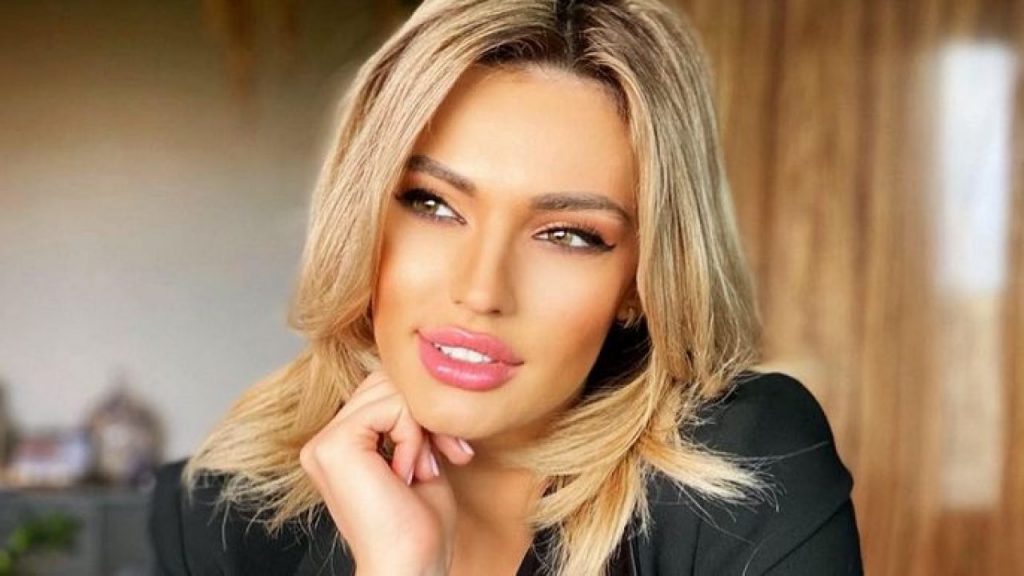 Diana, fiica lui Adrian Enache, țintește foarte sus. Cine este bărbatul putred de bogat căruia nu i-ar refuza o cafea