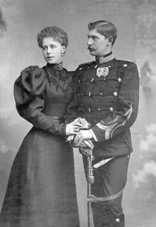 Elena Văcărescu, „ambasadoarea” ce a imbinat desavarsit arta cu politica. Logodnica lui Ferdinand I si confidenta Reginei Elisabeta