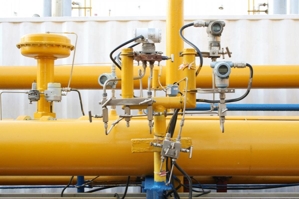 Oamenii din comuna Licurici, județul Gorj, stau pe cea mai mare pungă de gaze din România