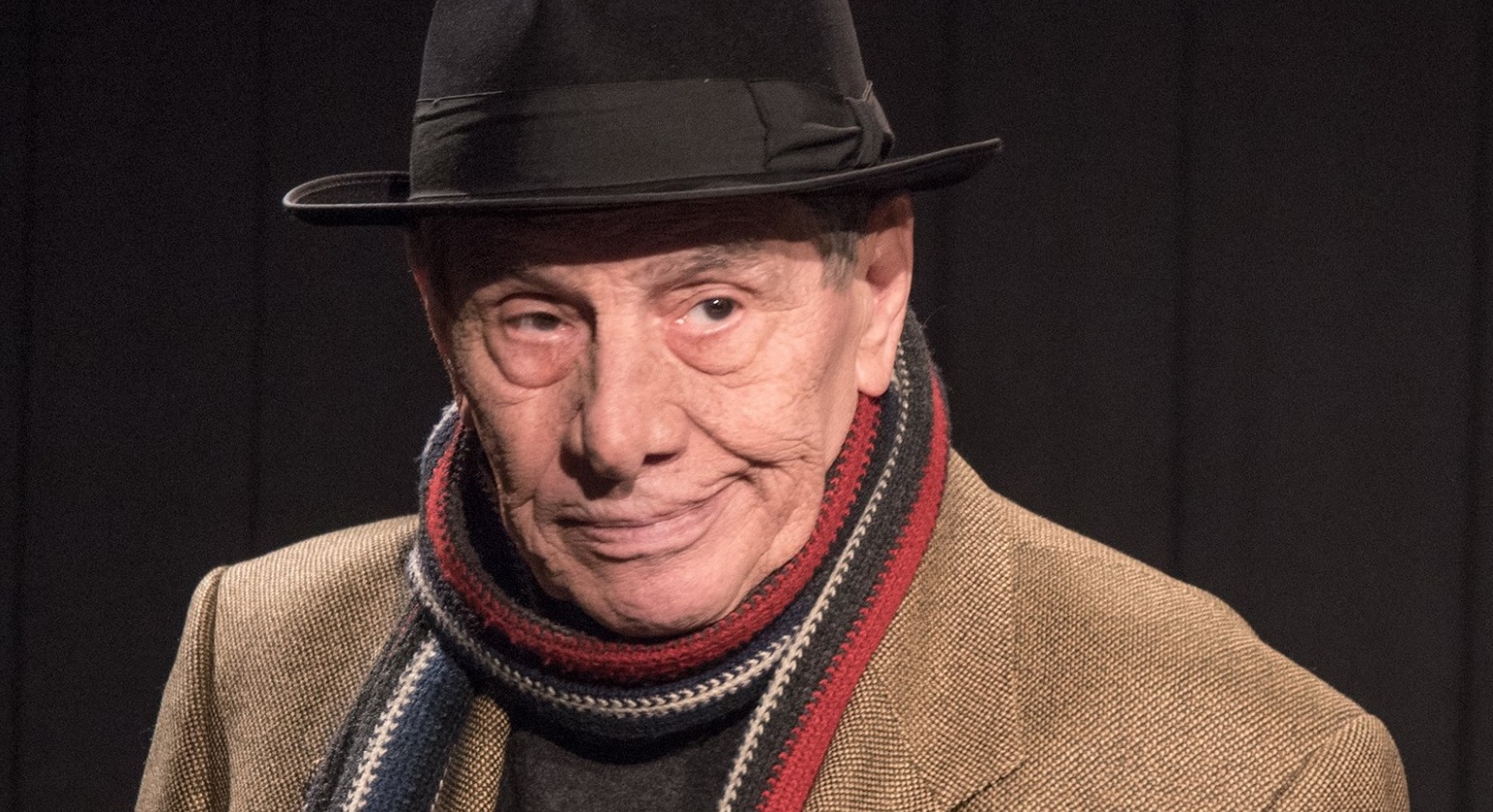 Mitică Popescu nu vrea să audă de economie la gaze sau curent