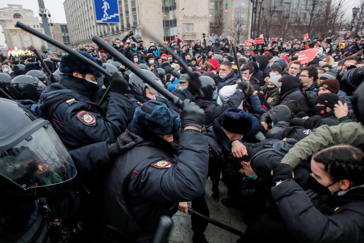 Proteste masive in 30 de orase din Rusia