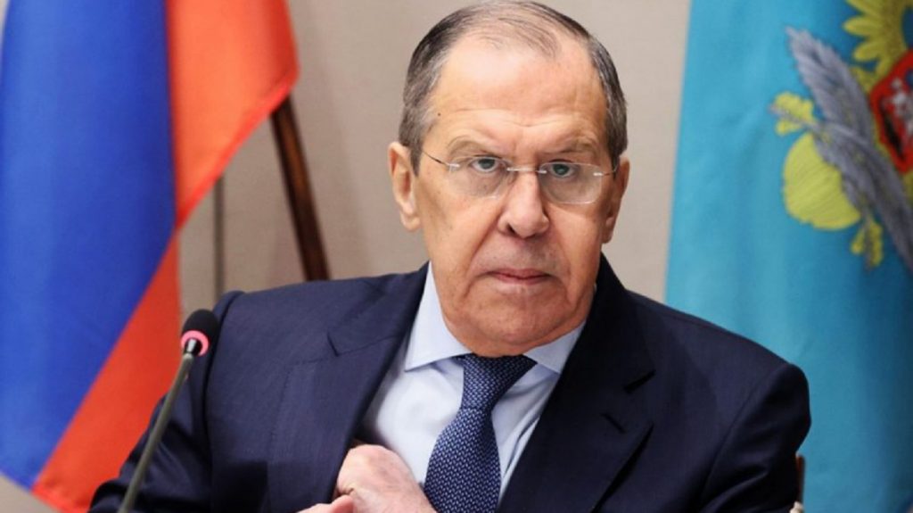 Serghei Lavrov, convins că Occidentul își mărește livrările de arme către Ucraina pentru a nimici Rusia: „Toate acestea îi fac părtași la conflict”