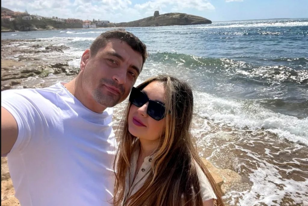 Soția lui George Simion, lăsată singură în vacanță. Ce s-a întâmplat la doar câteva zile de la nuntă
