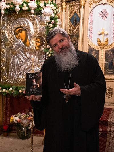 Preotul Vasile Ioana are o bogată experiență în domeniul cuplurilor și spune că în cazul eșecului căsătoriei Simonei Halep și a lui Toni Iuruc lucrurile trebuie decantate cu atenție