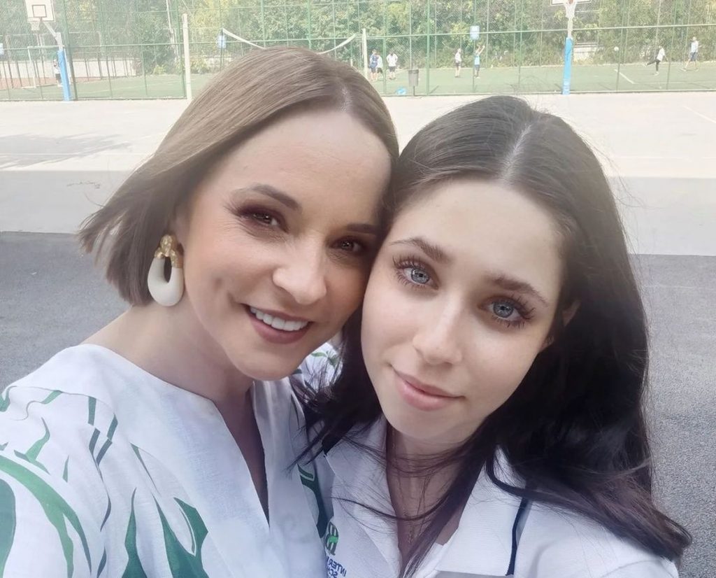 Ce obicei special au Andreea Marin și fiica sa. Fosta Zână a Surprizelor, dezvăluiri despre relația cu Violeta. „Este o tradiție deja”