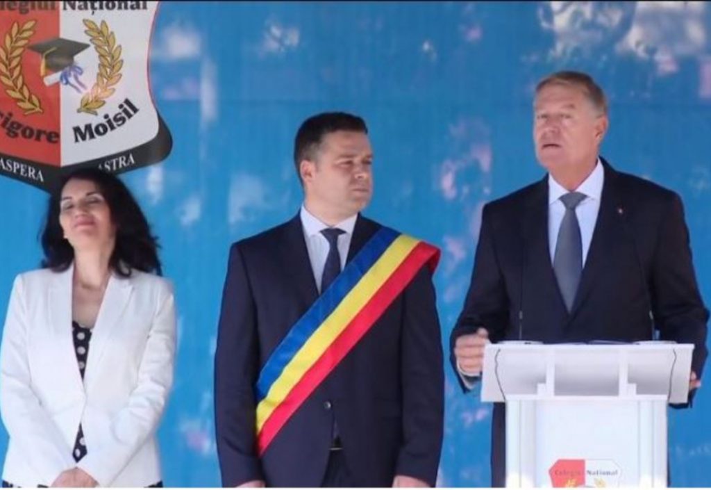 Președintele României, la festivitatea de deschiderea anului școlar, la Colegiul Moisil