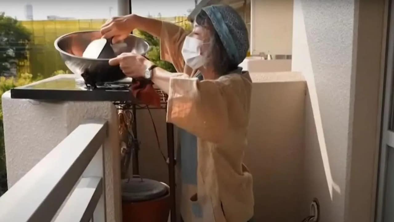 Nu a mai plătit facturi la curent de 10 ani. Metoda legală folosită de o femeie din Japonia pentru costuri 0 la energia electrică