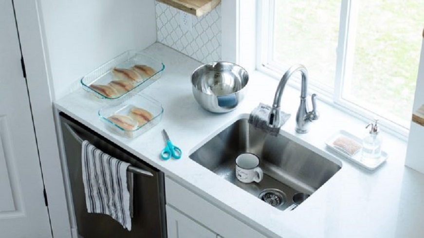 Obiectele pe care nu trebuie sa le depozitezi in dulapul de sub chiuveta