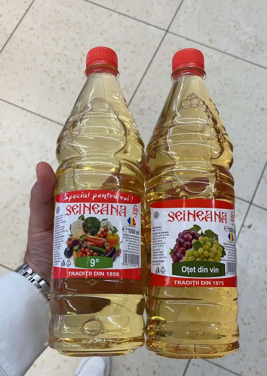 Un lot de sticle de Oțet din Vin Seineana a fost retras din magazinele Lidl / foto: alba24.ro