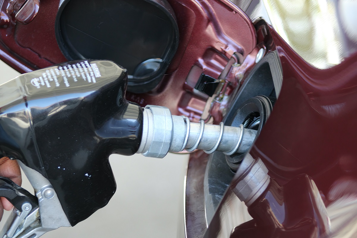 Preturile la benzina si motorina si-au luat avant dupa o perioada de ieftiniri