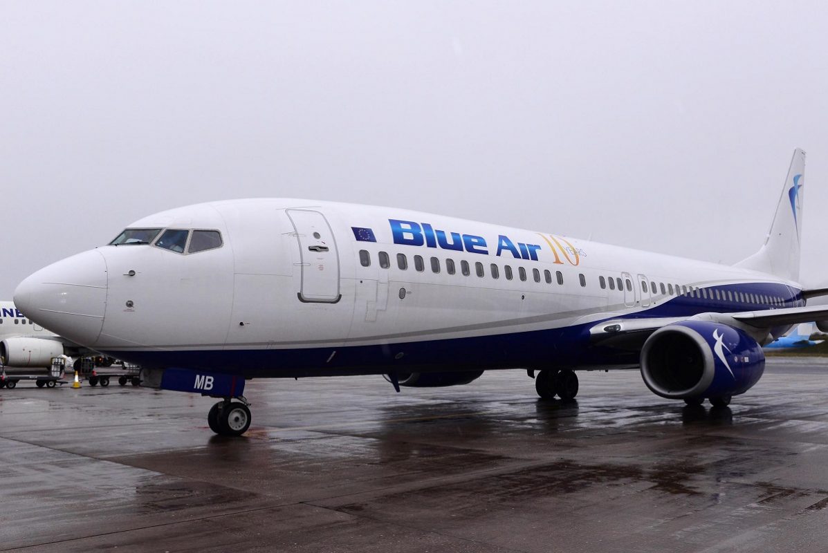 Scandal intre Blue Air si seful ANPC. Compania aeriana, plangere penala impotriva acestuia