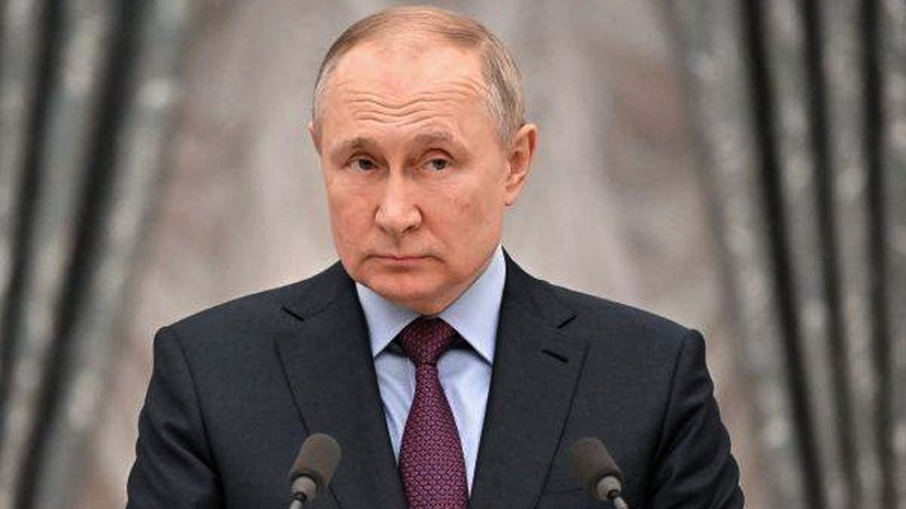 Vladimir Putin, gest sfidator la adresa soldatilor de pe front