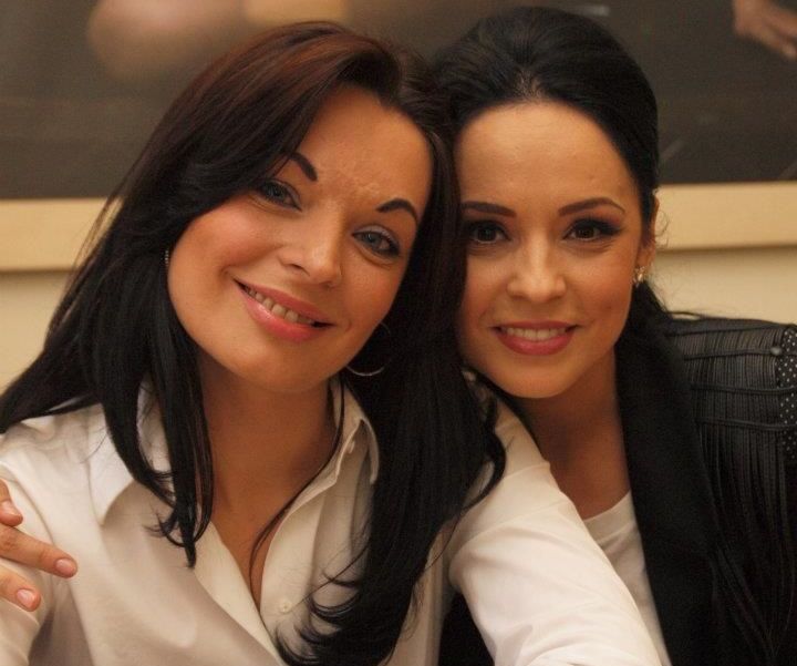 Andreea Marin și sora ei