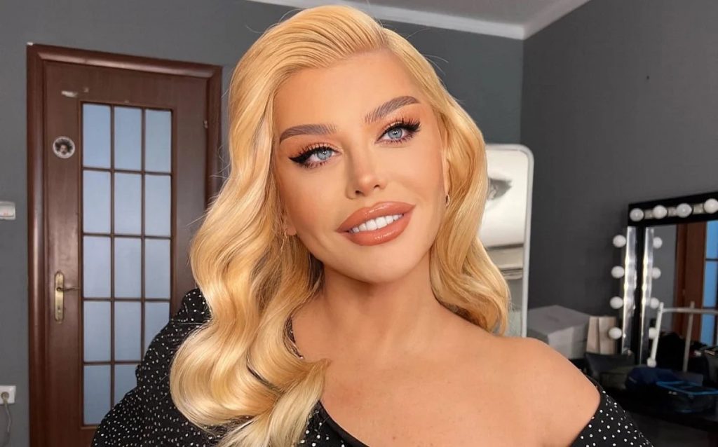 Cum arată Loredana Groza fără filtre. Imaginea postată de o colegă de breaslă o dă de gol. Foto